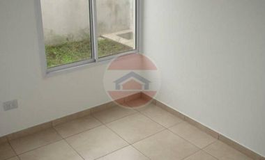 DEPARTAMENTO TIPO CASA EN VENTA EN LINCOLN