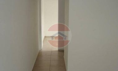 DEPARTAMENTO TIPO CASA EN VENTA EN LINCOLN