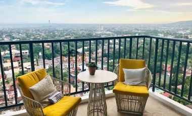 3BR Penthouse Unit with Beautiful View for Sale