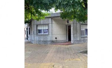 Casa en venta Ramos MejÃ­a a restaurar