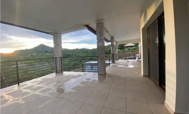 SE VENDE CASA EN EL VALLE DE ANTON, LOS LLANITOS
