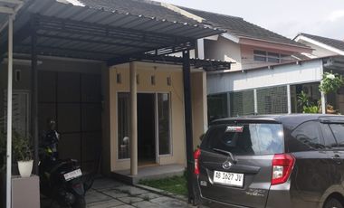 Disewakan Rumah Tinggal Siap Huni Lokasi Strategis di Area Banguntapan Bantul