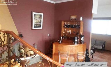 Casa de Venta - Machángara - 4 Dormitorios, 5 Garajes, a.verdes (C-124)