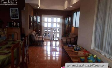 Casa de Venta - Machángara - 4 Dormitorios, 5 Garajes, a.verdes (C-124)