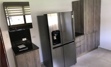 Venta de casa en Clayton - Los Senderos de camino de cruces
