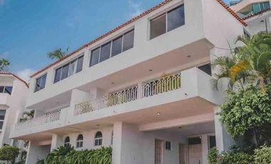 VILLA EN VENTA EN BRISAS GUITARRON ACAPULCO