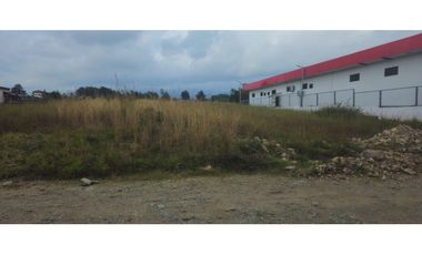 VENDO LOTE EN ALTO BQOUETE 2000 AREA COMERCIAL