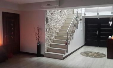 Excelente Casa de 5 Ambientes - Santa Rita 100 - Boulogne