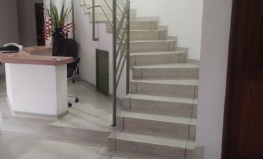 apartamento en venta en av. 30 de agosto. Cod V125702