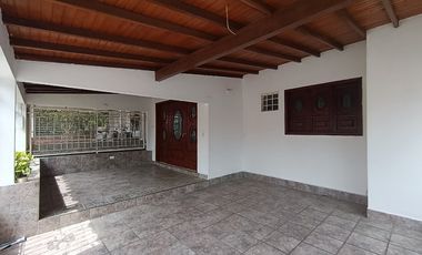 casa en arriendo en villa antigua. Cod A32217