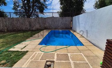 Arriendo casa en condominio cerrado. Isla de Maipo