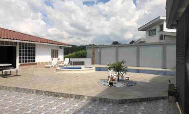 CASA CAMPESTRE EN VENTA  VÍA ARMENIA/PEREIRA