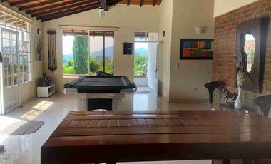 CASA CAMPESTRE EN VENTA  VÍA ARMENIA/PEREIRA