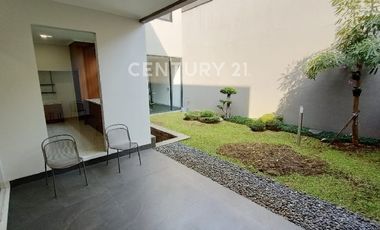 Rumah Baru Semi Furnish Di Batununggal Bandung