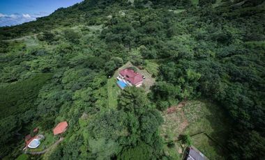 VENTA DE CASA DE LUJO CON VISTA AL MAR  EN  PANAM OESTE