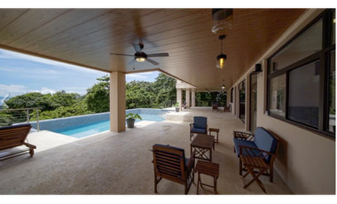 VENTA DE CASA DE LUJO CON VISTA AL MAR  EN  PANAM OESTE