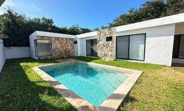 CASA EN RENTA DE UN PISO  EN MERIDA