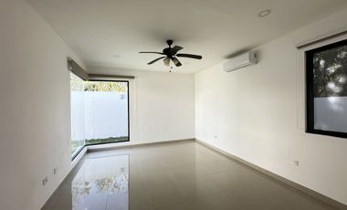 CASA EN RENTA DE UN PISO  EN MERIDA
