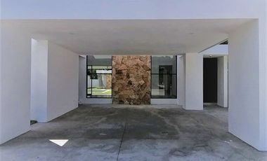 CASA EN RENTA DE UN PISO  EN MERIDA
