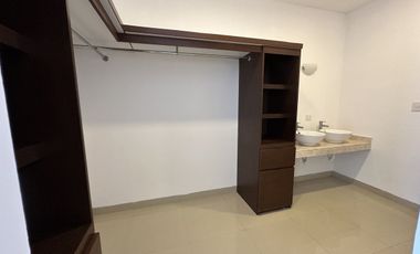 CASA EN RENTA DE UN PISO  EN MERIDA