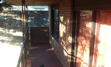 EXCELENTE PROPIEDAD MULTIFAMILIAR