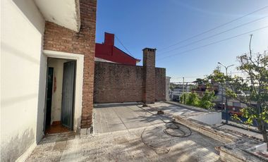 En venta amplia Casa en Av Ramirez