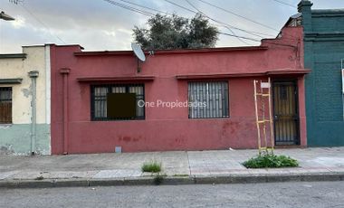 Casa en Venta en OPORTUNIDAD |Casa en venta (5D2B) | Santiago | One Propiedades