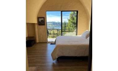 VENDO DOS HERMOSAS CASAS QUE COLINDAN CON RESERVA FORESTAL DEL SISGA