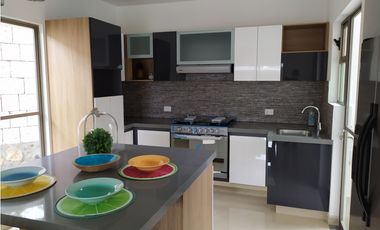 Casa de 4 recamaras con alberca privada en Jiutepec, Mor, Preventa