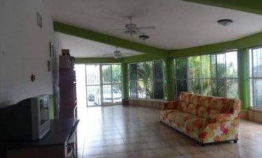 Casa en venta ubicada en la colonia Coahuixtla, en Amacuzac, Morelos.