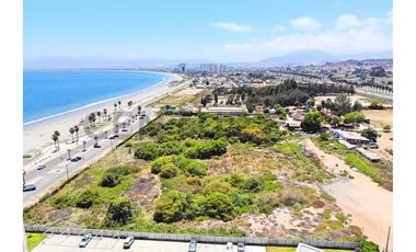 Se arrienda terreno frente al mar en Coquimbo