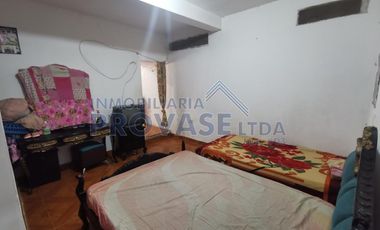 CASA en VENTA en Los Patios Doce de Octubre