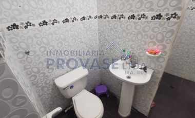 CASA en VENTA en Los Patios Doce de Octubre