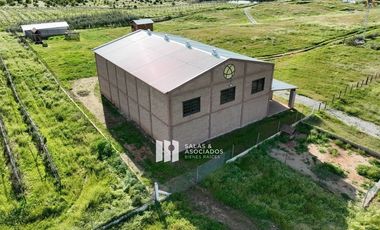 9785 M2 DE TERRENO CON 300 M2 DE BODEGA EN VALLE DE GUADALUPE