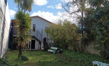 Propiedad comercial centro Pucón, terreno 433,5 m2 a pasos Av. O’Higgins y playa