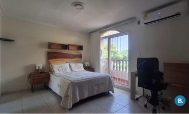 casa en venta en miramar. Cod V404