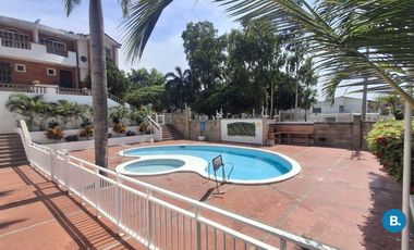 casa en venta en miramar. Cod V404