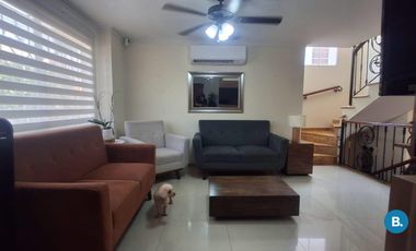 casa en venta en miramar. Cod V404