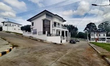House and lot for sale in Tanuan Batangas (pre selling)