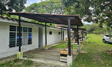 finca en arriendo en ginebra. Cod A7281869