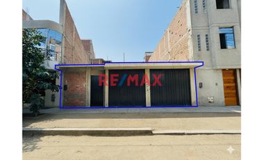 Venta De Terreno En La Rinconada (Con Construccion De 1 Piso Y Bases Para 4 Pisos)