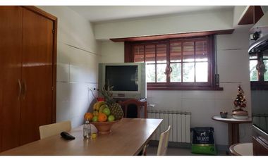 Chalet 4 ambientes con quincho Sierra de Los Padres