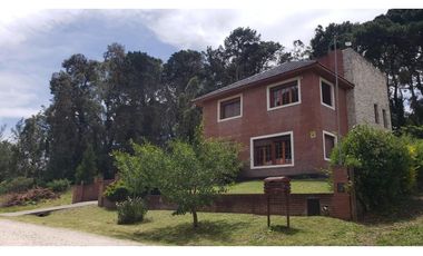 Chalet 4 ambientes con quincho Sierra de Los Padres