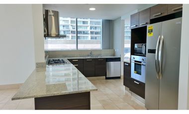 SE VENDE GRAND TOWER MODELO A - PUNTA PACIFICA