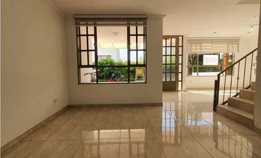 Casa En Venta En Fusagasugá, Conjunto Cerrado Con Piscina Sector Indio