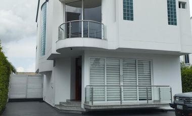 casa en venta en c.c river country. Cod V2402