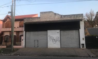 Deposito en venta - 230mts2  - Quilmes Oeste
