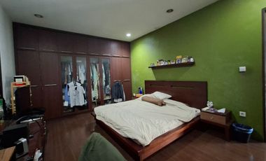Rumah Mewah Pondok Indah Full Furnished Tanah Ngantong - Harga Mendekati NJOP!