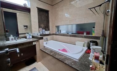 Rumah Mewah Pondok Indah Full Furnished Tanah Ngantong - Harga Mendekati NJOP!