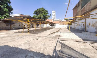 parqueadero en venta en popular. Cod V24079